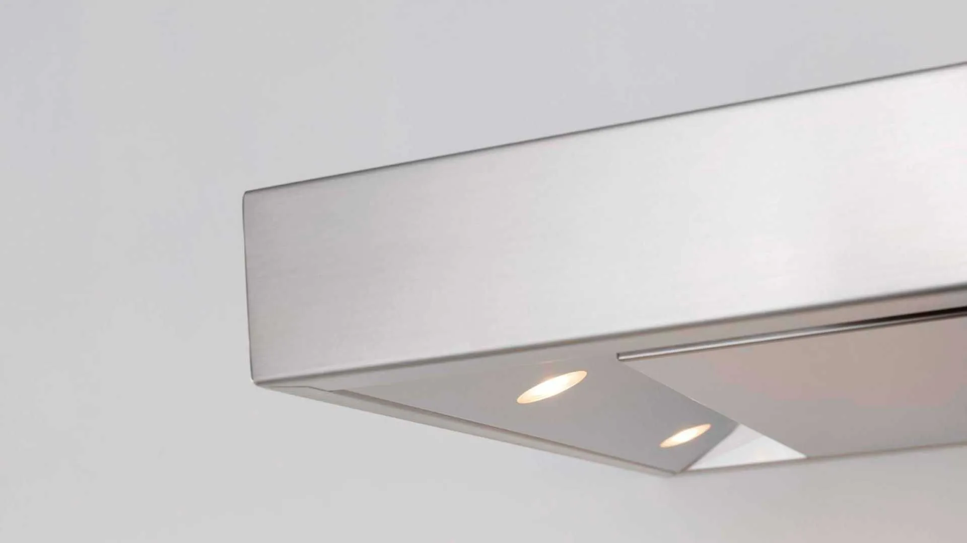 Novy wall-mounted air purifier Flatline 7605