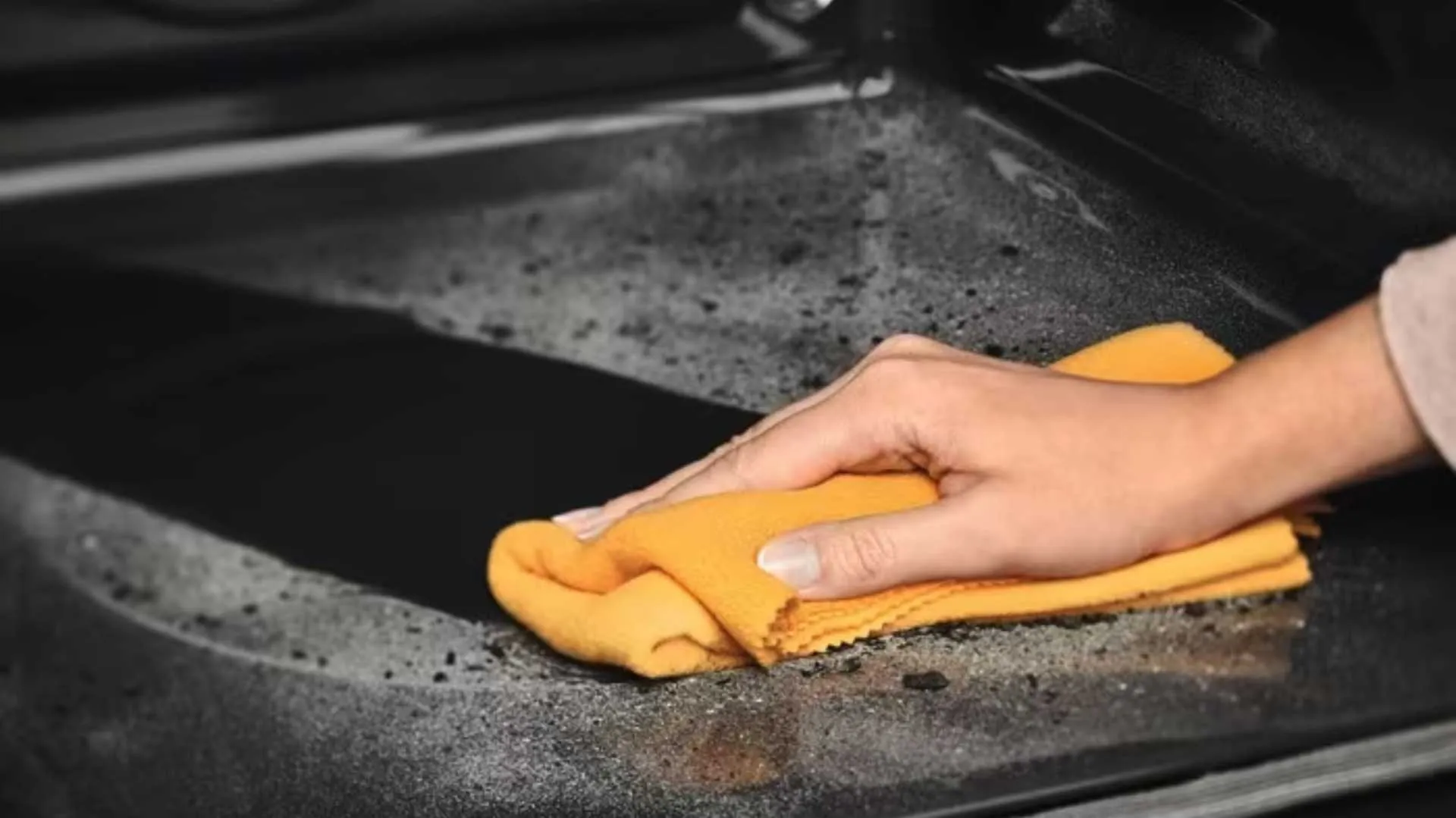 Духовой шкаф Electrolux SteamBake серии 600 с датчиком приготовления пищи